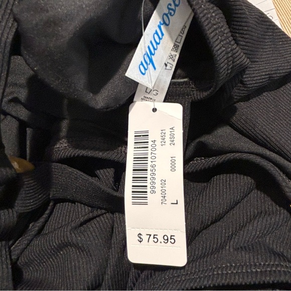 LA VIE EN ROSE Sz L Aquarose Racerback With O-Ring Ribbed One Piece Swimsuit NEW - Picture 11 of 12